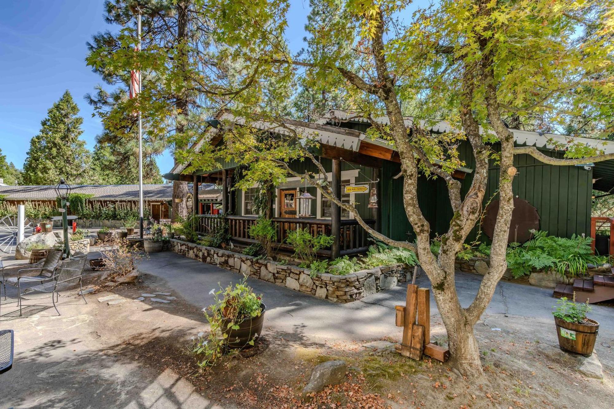Narrow Gauge Inn Fish Camp Exterior foto