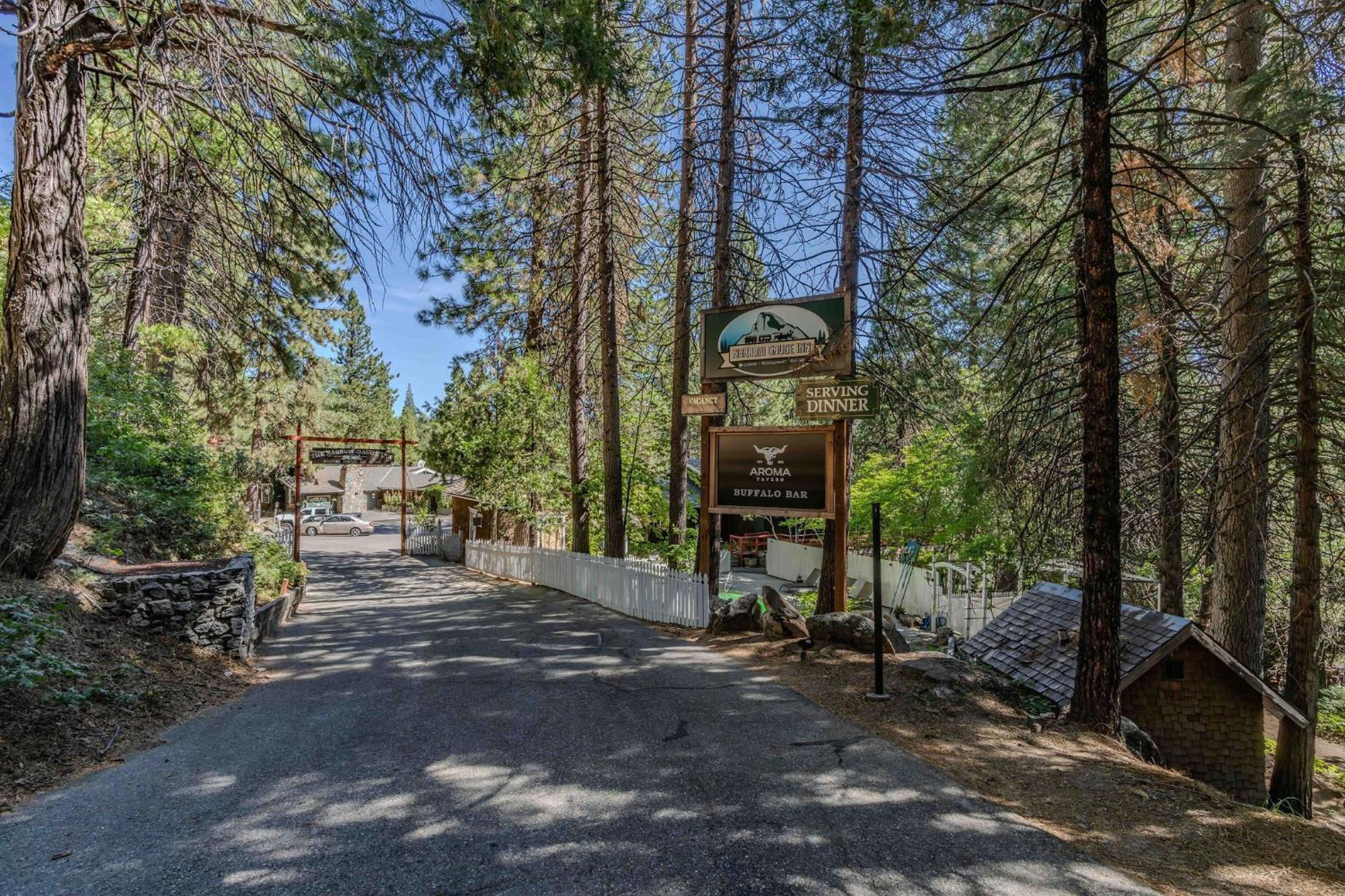 Narrow Gauge Inn Fish Camp Exterior foto