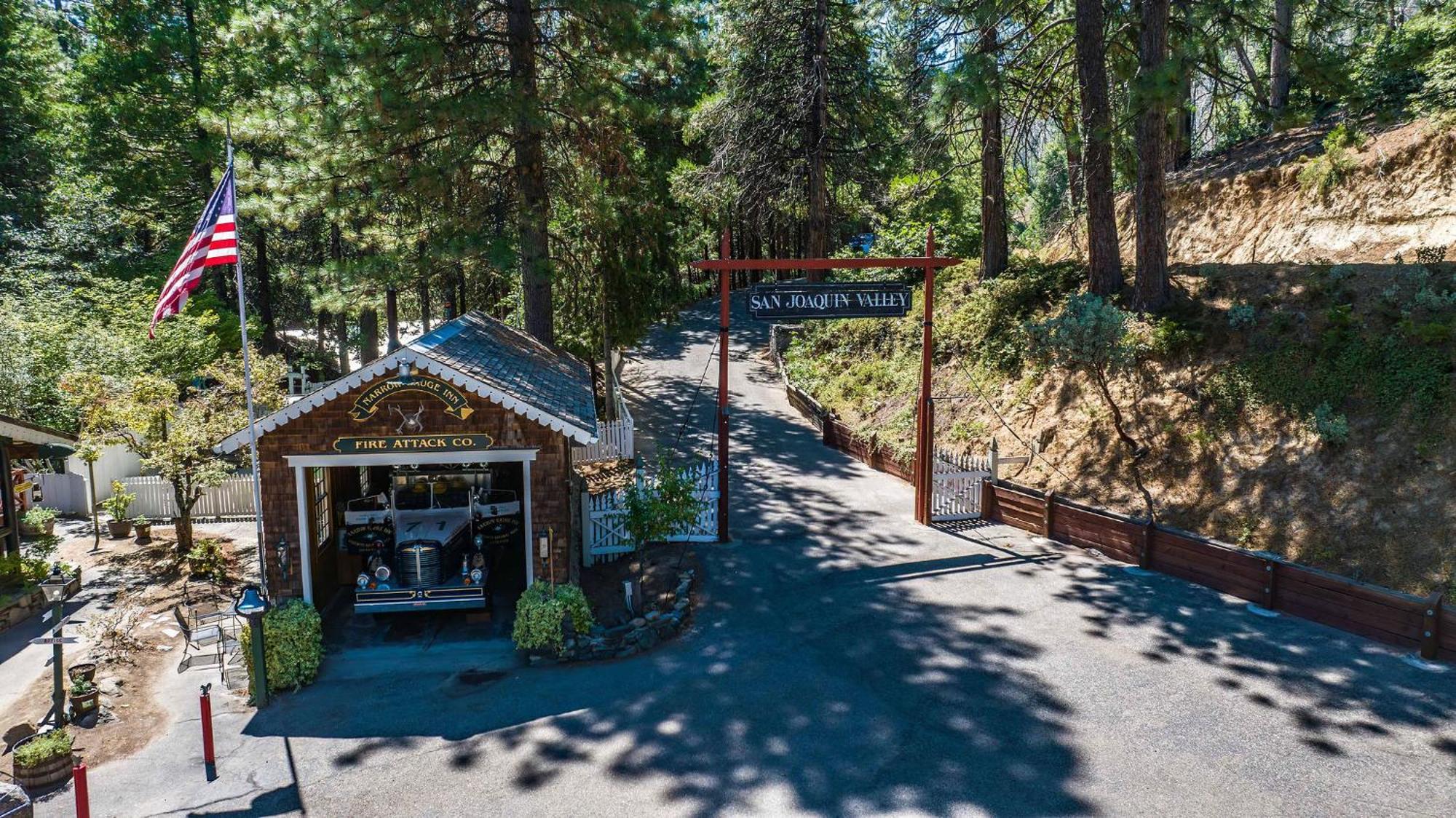 Narrow Gauge Inn Fish Camp Exterior foto