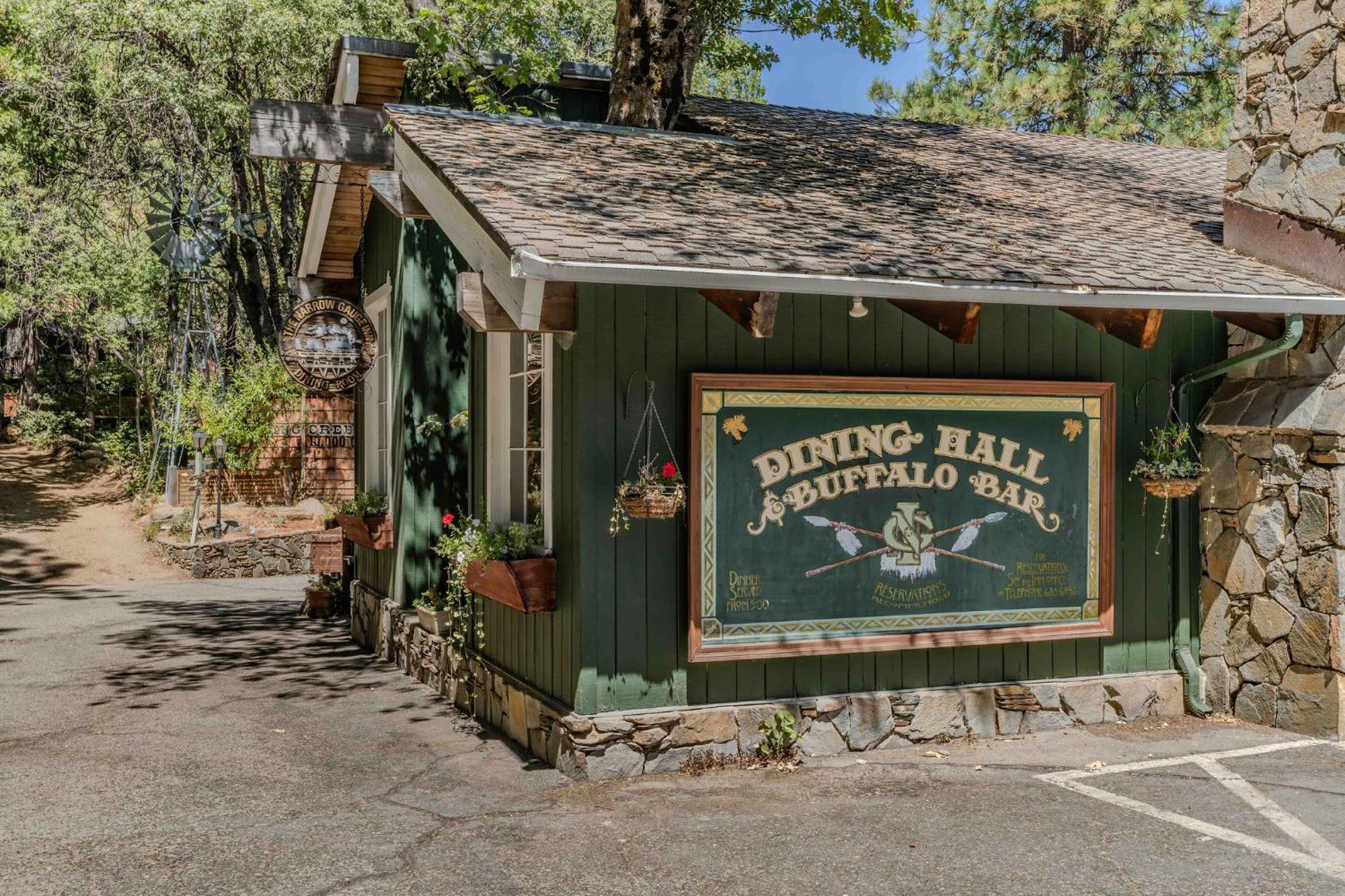 Narrow Gauge Inn Fish Camp Exterior foto