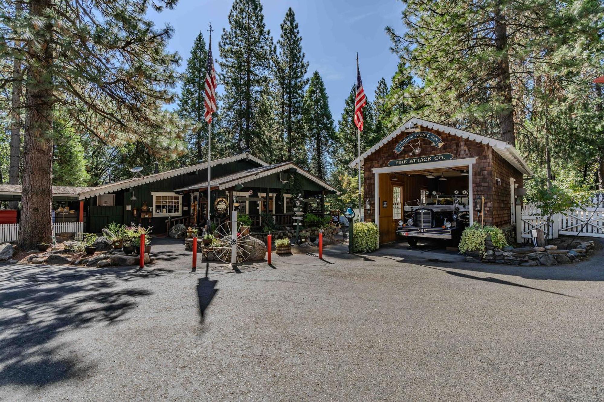 Narrow Gauge Inn Fish Camp Exterior foto